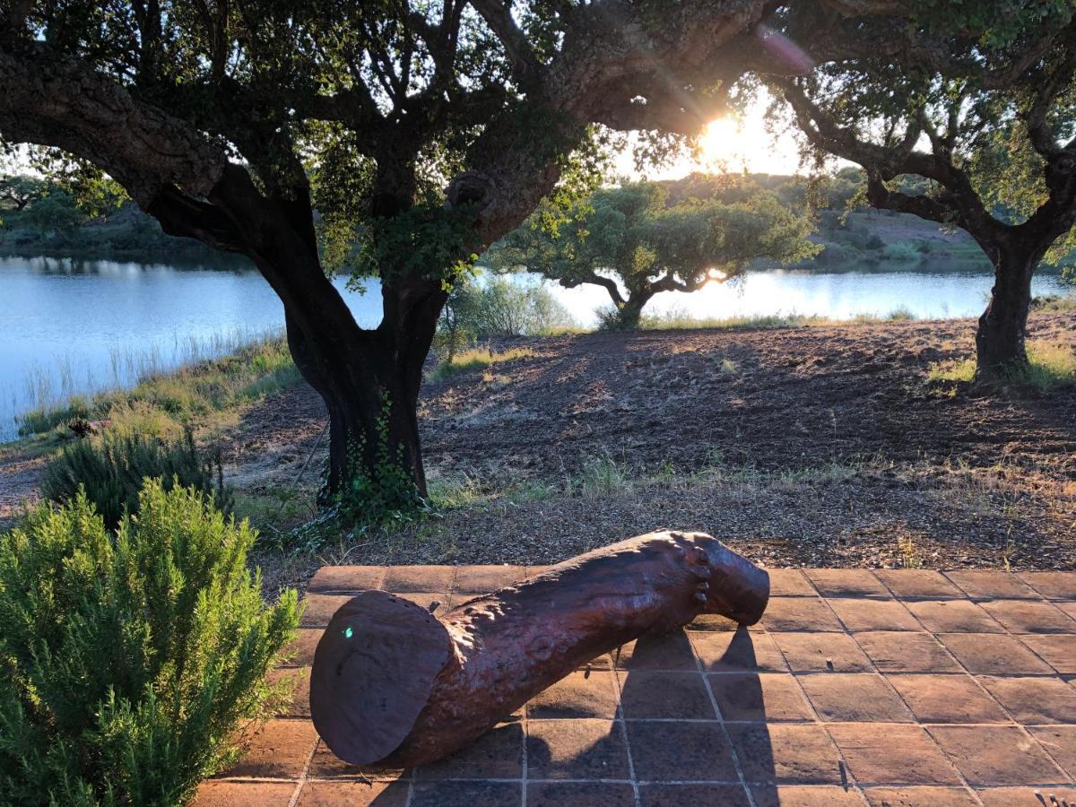 Fontes - A Essencia Do Alentejo Com Lago Privado 雷东多 外观 照片